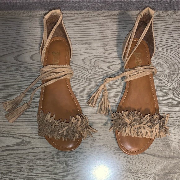 Lace up sandals - Picture 5 of 6